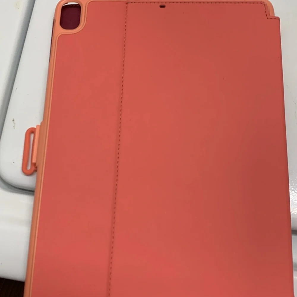 EUC iPad case for 9.7